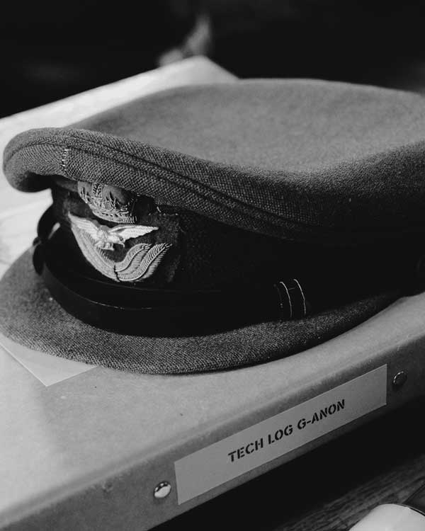 officer-cap-mono