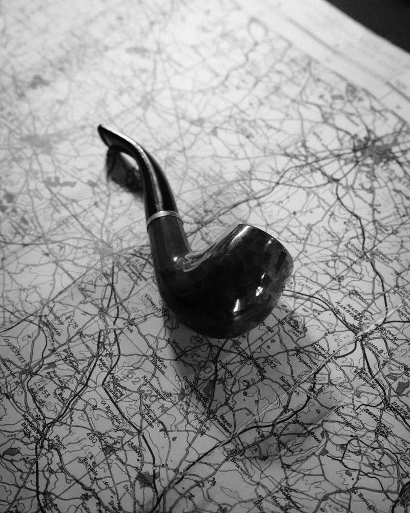 pipe-on-map-mono